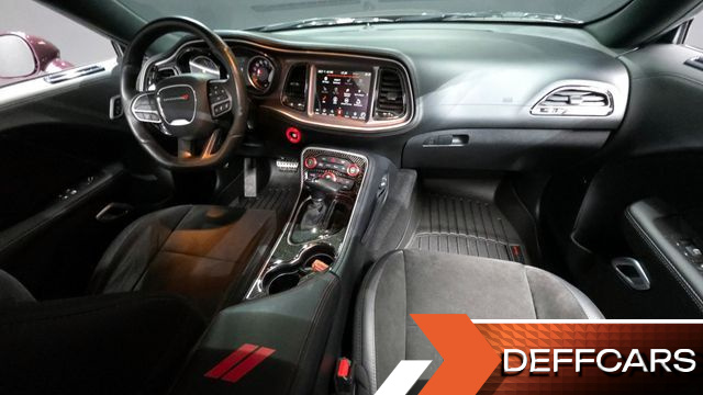 Dodge CHALLENGER 6.4 купить на сайте DeffCars