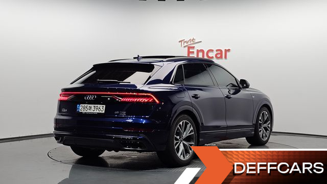 Audi Q8 55 TFSI Quattro Premium купить на сайте DeffCars