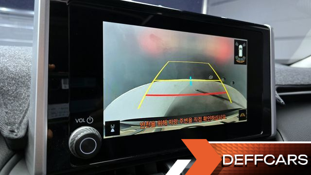 Toyota RAV4 2.5 2WD Hybrid XLE купить на сайте DeffCars