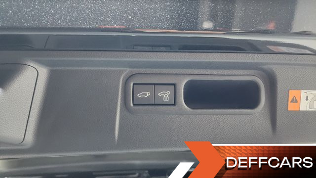 Lexus LM 500h Executive купить на сайте DeffCars
