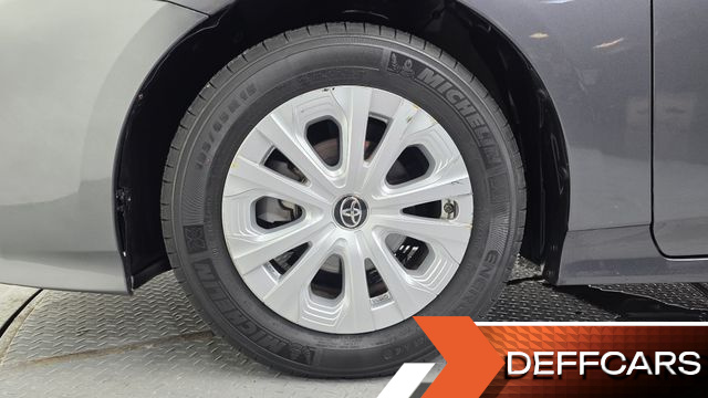 Toyota PRIUS 1.8 купить на сайте DeffCars