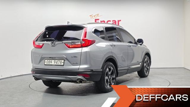 Honda CR-V 1.5 Touring 4WD купить на сайте DeffCars