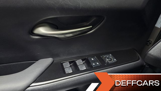 Lexus UX 2.0 2WD купить на сайте DeffCars