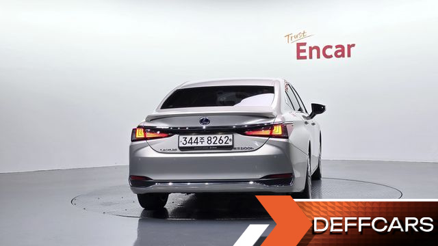 Lexus ES Luxury Plus купить на сайте DeffCars