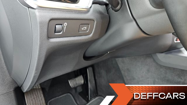 Volvo S60 T5 Inscroption купить на сайте DeffCars