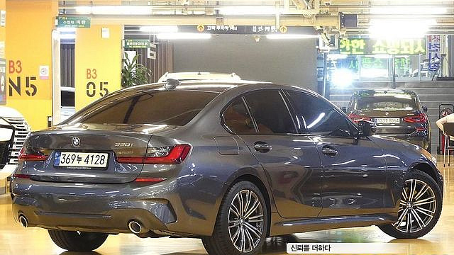 BMW 3-SERIES 320i M Sport купить на сайте DeffCars