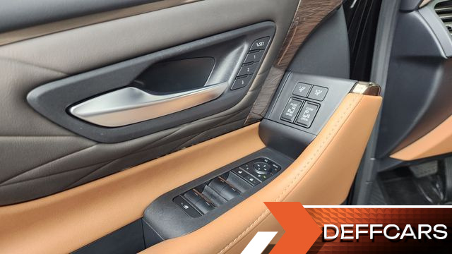Toyota ALPHARD 2.5 HEV Executive AWD купить на сайте DeffCars