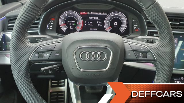 Audi Q7 55 TFSI Quattro Premium купить на сайте DeffCars