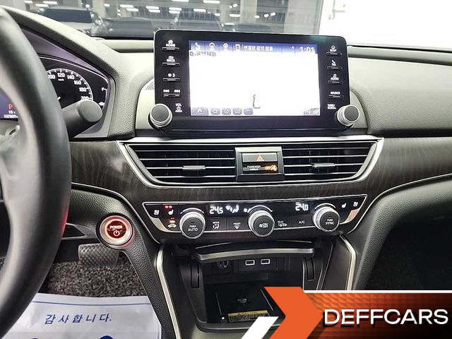Honda ACCORD 2.0 Hybrid Touring купить на сайте DeffCars