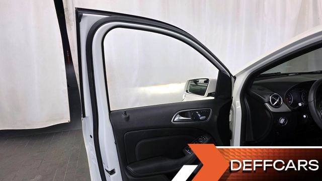 Mercedes B-CLASS B220 купить на сайте DeffCars