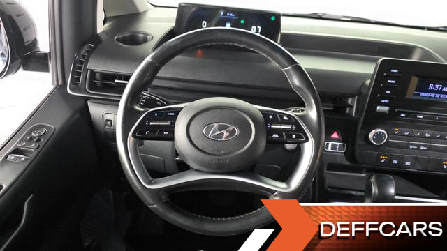 Hyundai STARIA Cargo 5-Seater Modern купить на сайте DeffCars