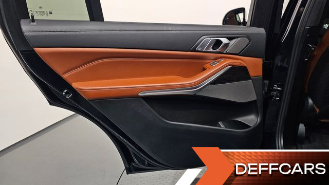 BMW X7 xDrive 40i M Sport 6STR купить на сайте DeffCars