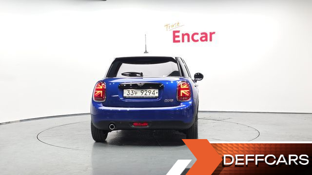 Mini COOPER 5Door Standard 3rd купить на сайте DeffCars
