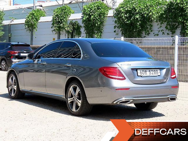 Mercedes E-CLASS E220d Avantgarde купить на сайте DeffCars