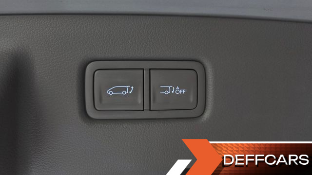 Hyundai STARIA 4WD Lounge 9-Seater Inspiration купить на сайте DeffCars