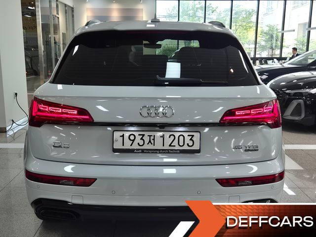 Audi Q5 45 TFSI Quattro Premium купить на сайте DeffCars