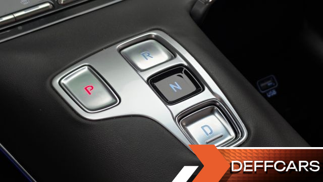 Hyundai GRANDEUR 3.3 Calligraphy купить на сайте DeffCars