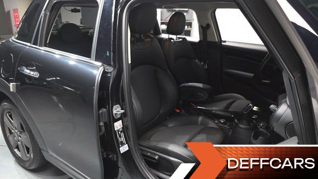 Mini COOPER 5Door Classic Third Generation купить на сайте DeffCars