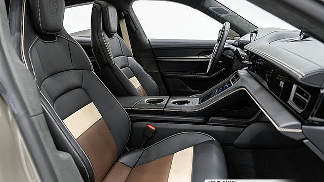 Porsche TAYCAN Turbo купить на сайте DeffCars