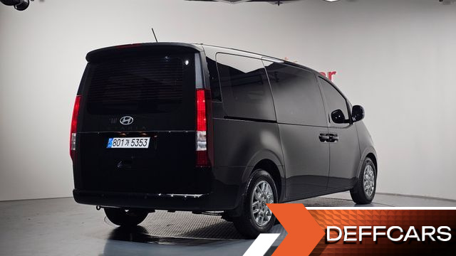 Hyundai STARIA Cargo 3-Seater Modern купить на сайте DeffCars