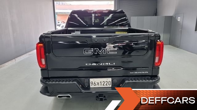 GMC SIERRA Denali купить на сайте DeffCars