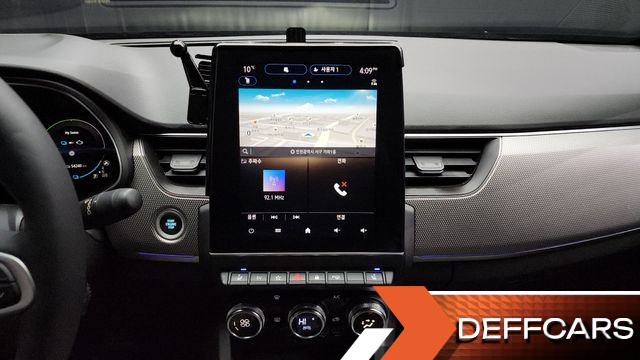 Renault-KoreaSamsung XM3 1.6 E-TECH Inspire e-shifter купить на сайте DeffCars