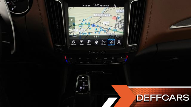 Maserati LEVANTE 3.0 AWD купить на сайте DeffCars