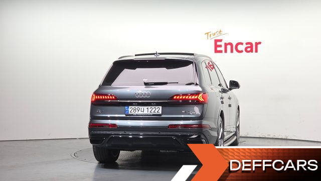 Audi Q7 55 TFSI Quattro Premium купить на сайте DeffCars