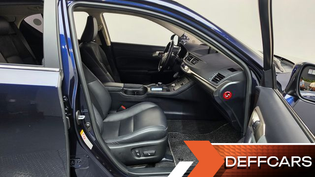 Lexus CT200H 1.8 Supreme ZWA10 купить на сайте DeffCars