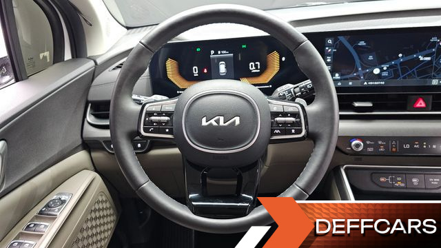 Kia CARNIVAL 9-Seater Prestige купить на сайте DeffCars