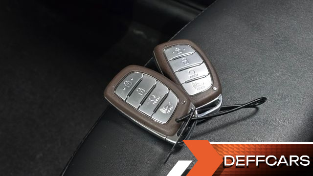 Hyundai CASPER Turbo Inspiration купить на сайте DeffCars