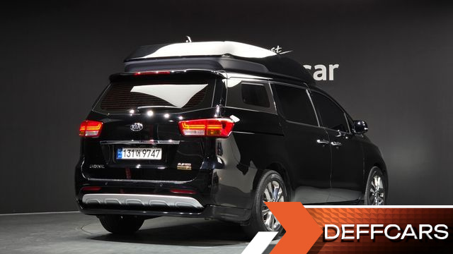 Kia CARNIVAL Gasoline 7-seater Hi-Limousine President купить на сайте DeffCars