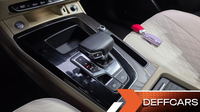 Audi Q5 45 TFSI Quattro Premium купить на сайте DeffCars