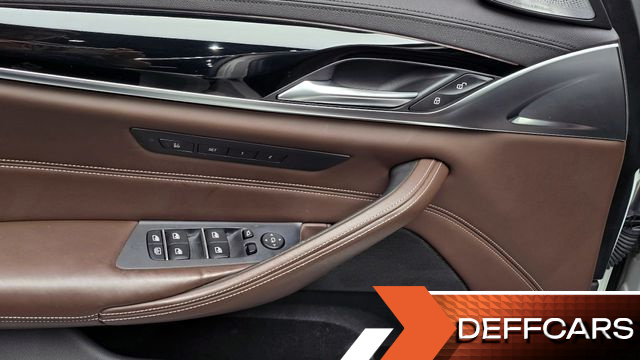 BMW 5-SERIES 530i M Sport Package Plus купить на сайте DeffCars