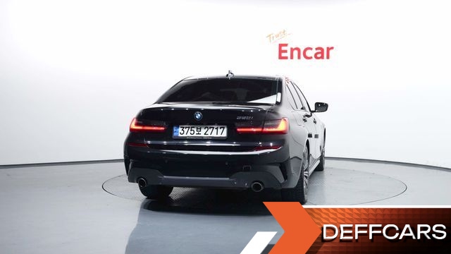 BMW 3-SERIES 320i M Sport купить на сайте DeffCars