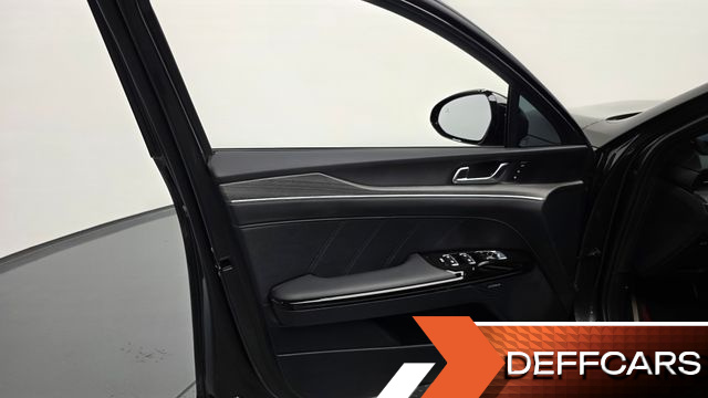 Kia K5 2.0 Signature купить на сайте DeffCars