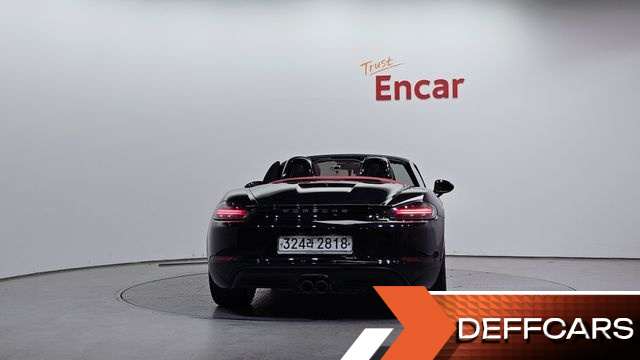 Porsche 718 2.0 купить на сайте DeffCars
