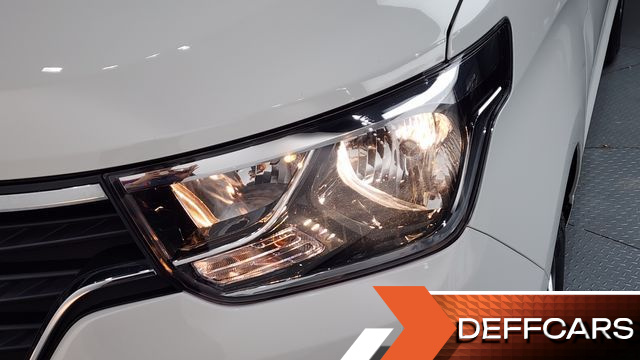 Hyundai STAREX Van 5-Seater Smart купить на сайте DeffCars