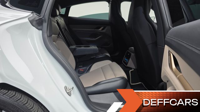 Porsche TAYCAN 4S купить на сайте DeffCars
