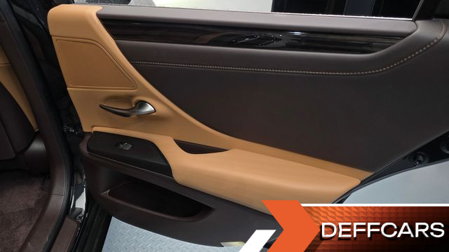 Lexus ES Luxury Plus купить на сайте DeffCars