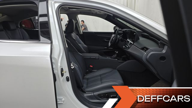 Lexus ES Luxury Plus купить на сайте DeffCars