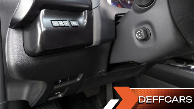Lexus UX 2.0 2WD купить на сайте DeffCars