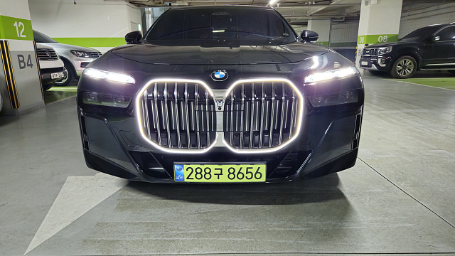 BMW 7-SERIES 740d xDrive M Sport купить на сайте DeffCars
