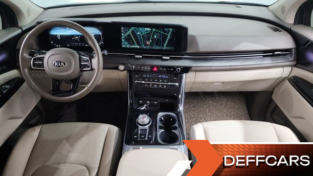 Kia CARNIVAL Gasoline 9-Seater Signature купить на сайте DeffCars