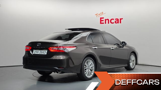 Toyota CAMRY 2.5 купить на сайте DeffCars
