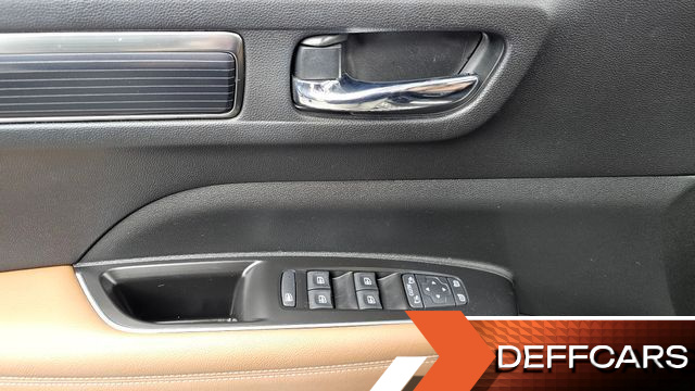 Renault-KoreaSamsung QM6 2.0 LPe RE Signature 2WD купить на сайте DeffCars