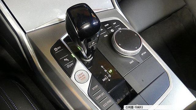 BMW 3-SERIES 320i M Sport купить на сайте DeffCars