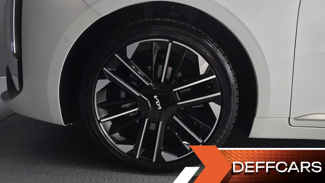 Kia K8 Signature купить на сайте DeffCars