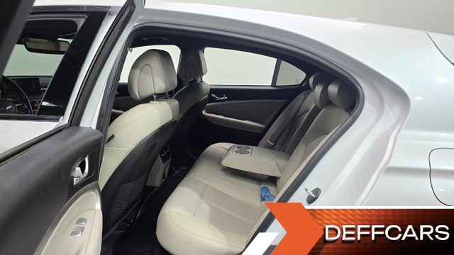Genesis G70 Gasoline 2.0T 2WD купить на сайте DeffCars