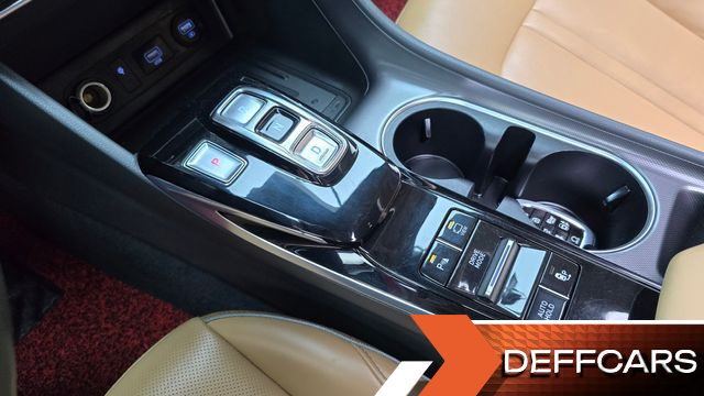 Hyundai SONATA 2.0 Inspiration купить на сайте DeffCars